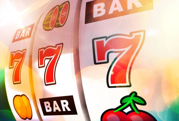 Mobile phone screen showing lebah Super Sic Bo betting interface